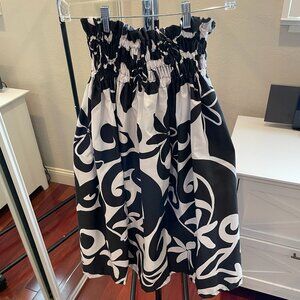 Hawaiian Skirt Black and White Pattern One Size